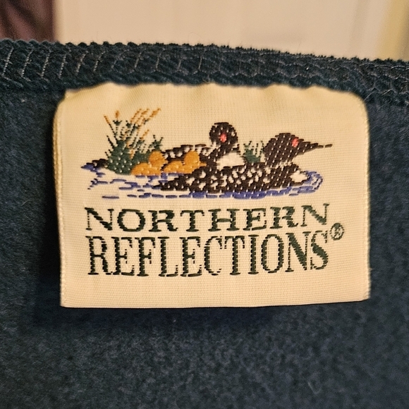 #134 Northern Reflections- Turquoise Knit Floral Printed Button-up - Size: XL - Picture 8 of 9